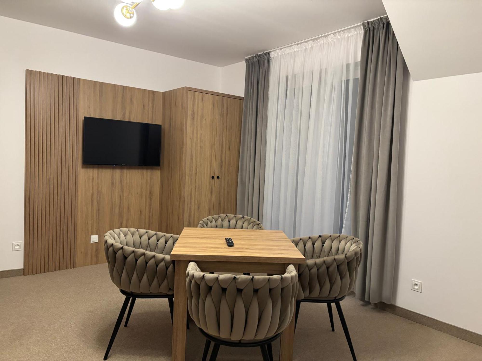 Resort Eden - Domki, Pokoje, Apartamenty Jastrzebia Gora Ngoại thất bức ảnh