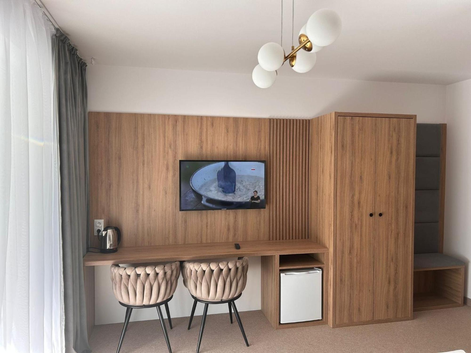 Resort Eden - Domki, Pokoje, Apartamenty Jastrzebia Gora Ngoại thất bức ảnh