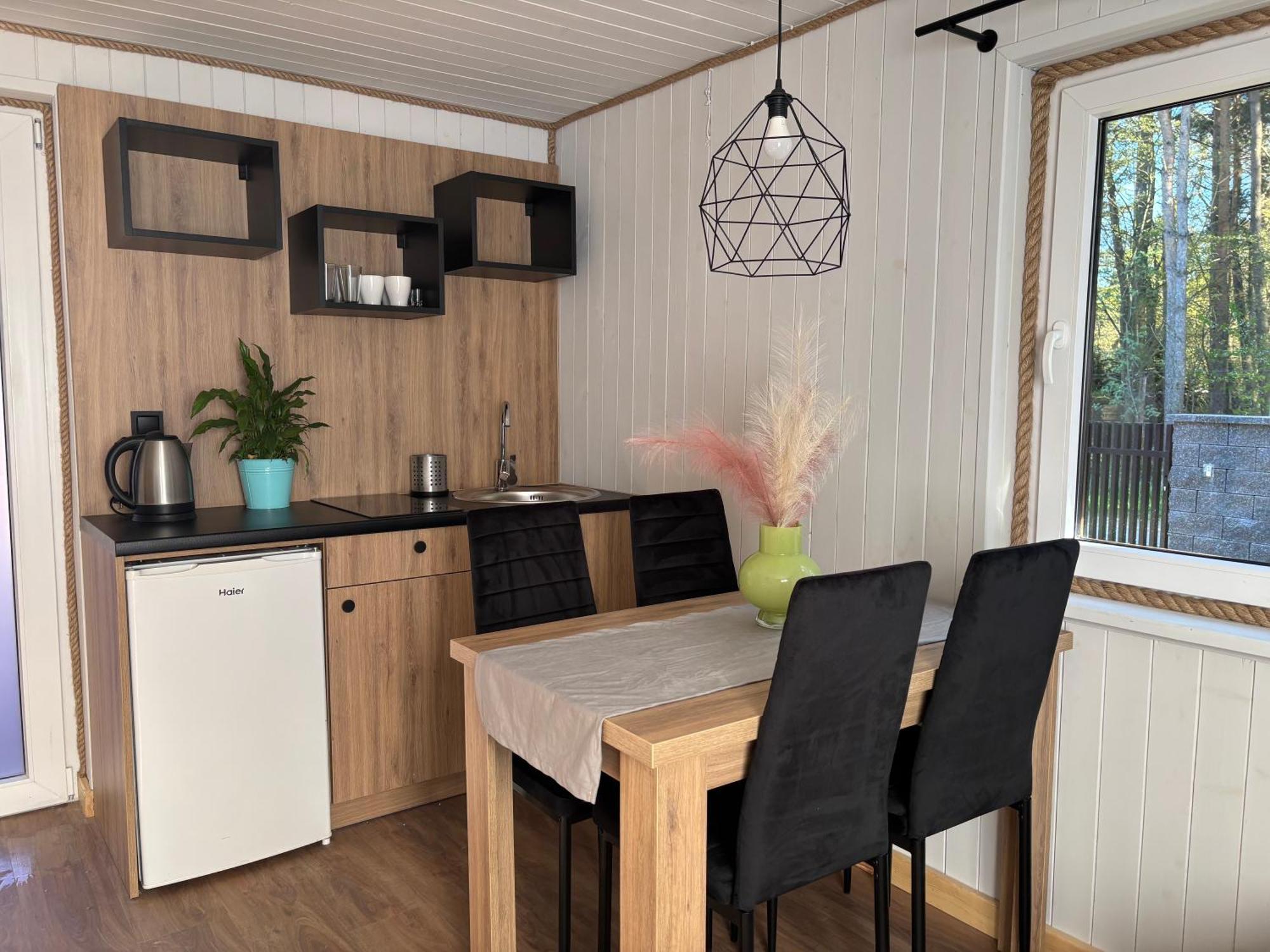 Resort Eden - Domki, Pokoje, Apartamenty Jastrzebia Gora Ngoại thất bức ảnh